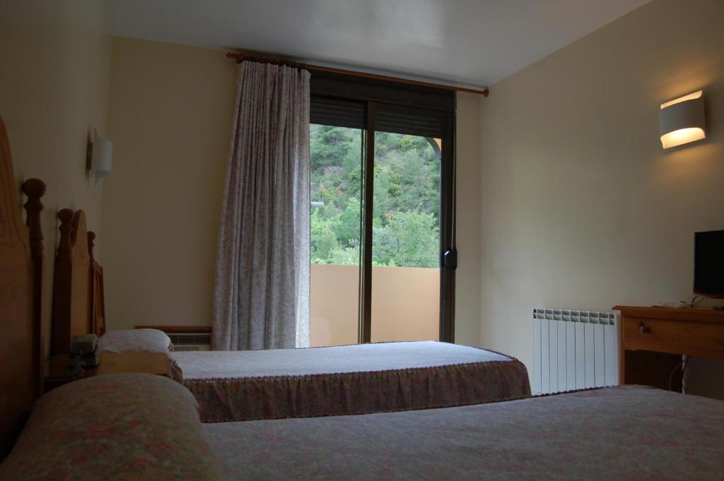Hotel Llucena Lucena del Cid Quarto foto